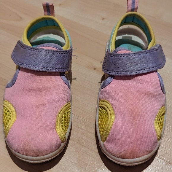 Joe Fresh Water Shoes - Infant Girl Size 8, Colorful and Well-Loved with Velcro - Picture 1 of 4